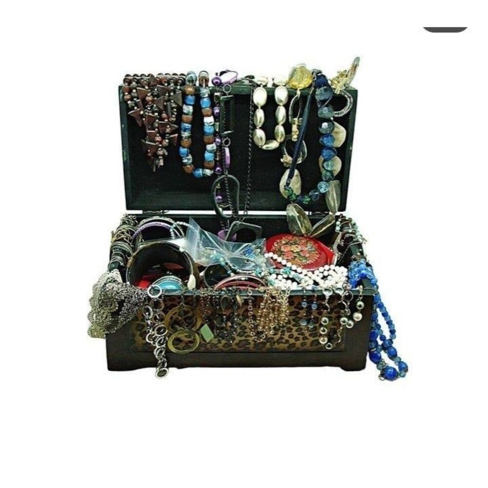 Jewelry Lot